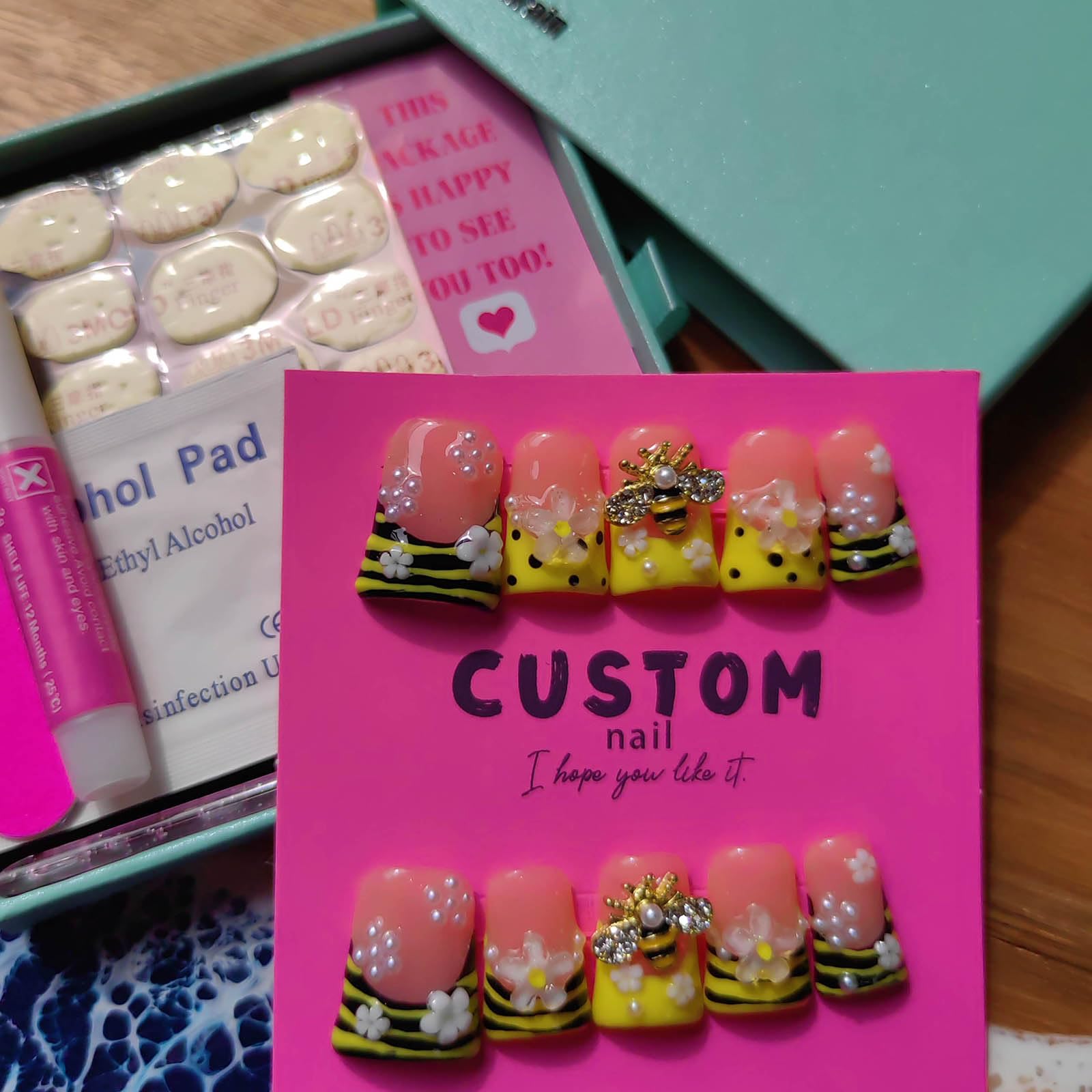 Gleamrain Duck-Shape Press-On Nails – Medium Length, Luxury Acrylic Glue-On Nails with Rhinestones & Floral Design (10 Pcs)