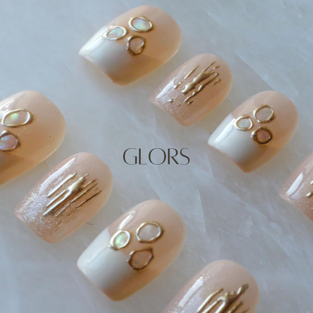[GLORS] Purely Handmade Press On Nails | Mica Love Shell Piece Nail Art | Short Square, Salon Quality 10-Piece Set (Large, SS)