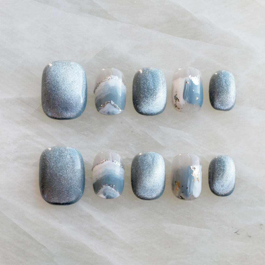 GLORS Purely Handmade Press On Nails | Blue White Glitter Snow Mountain Short Square, 10 Pieces