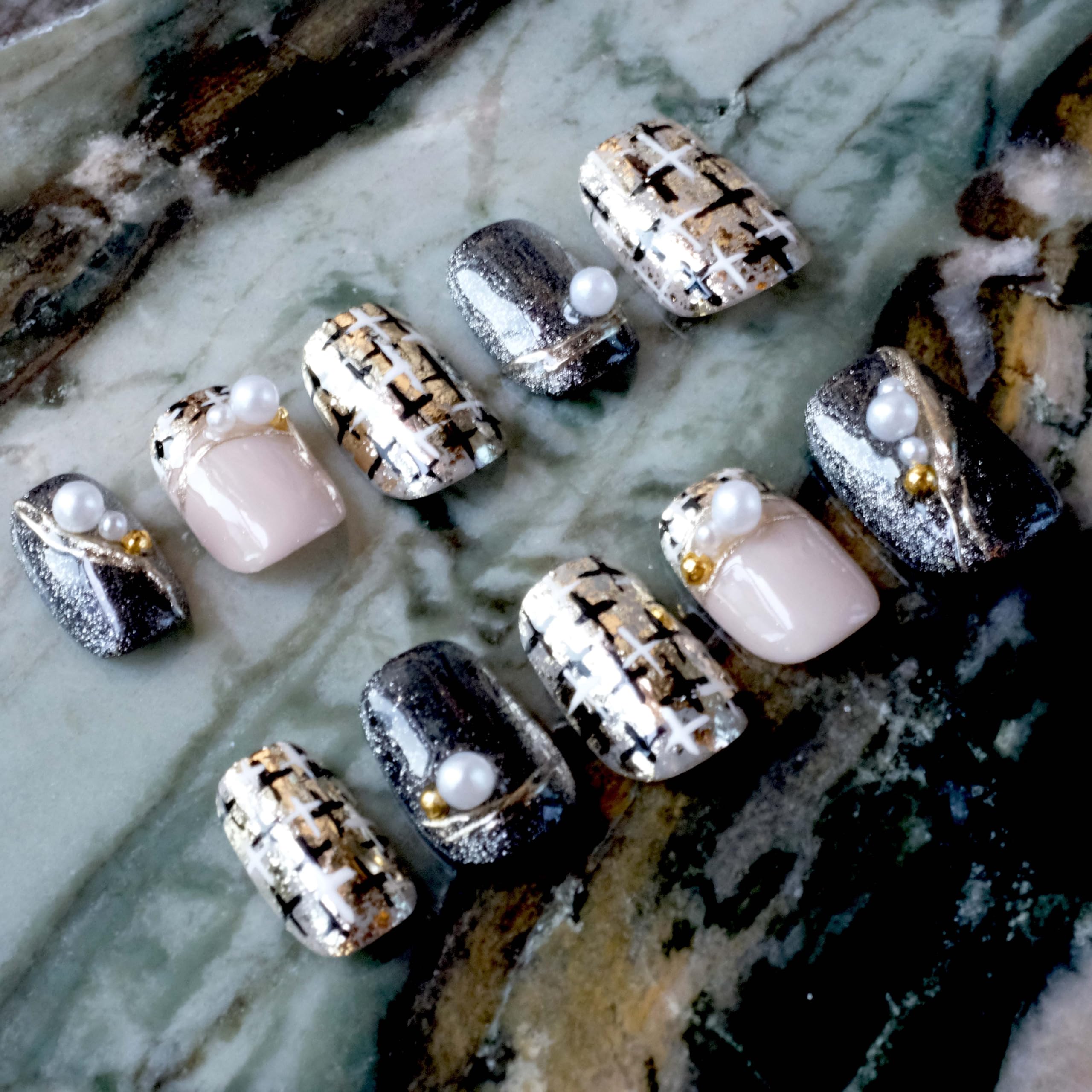 GLORS Purely Handmade Press On Nails | Short Square 10 Pieces SS | Gold & Pearl Salon-Quality Nail Art