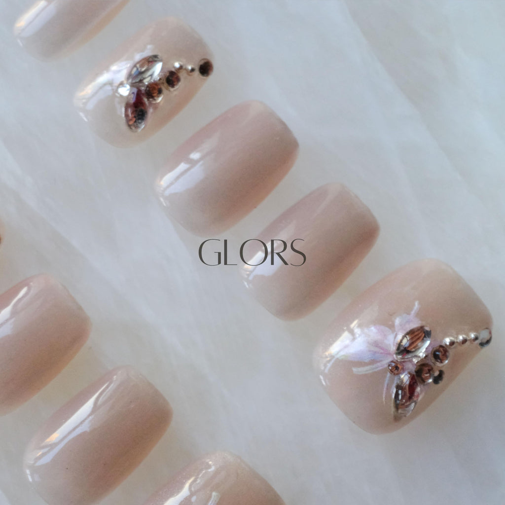 GLORS Purely Handmade Short Press On Nails – SCSbutterfly Butterfly Cat-Eye Art, Short Square, 10 Pieces