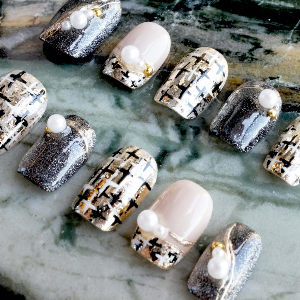 GLORS Purely Handmade Press On Nails | Short Square Gold & Pearl, 10 Pieces (Large, SS) | Salon-Quality Nail Art