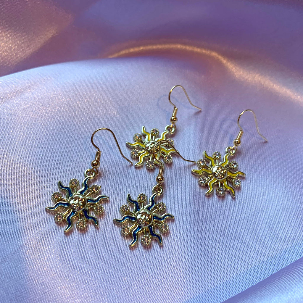 Yellow or blue sun gold earrings