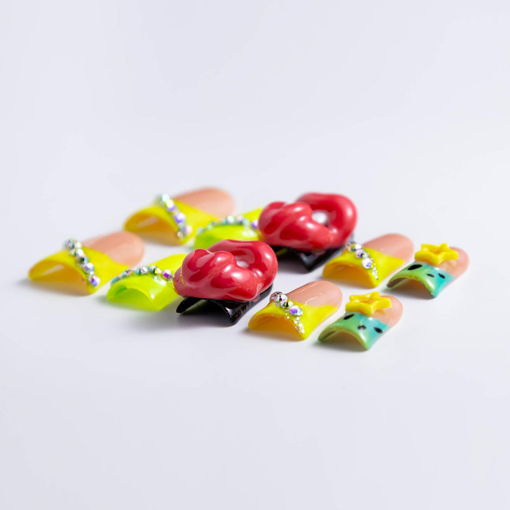 IntoVibes 10 Pcs Luxury Acrylic Press On Nails – Short Duck Shape, Reusable, Rhinestones, Yellow Star & 3D Lips (L)
