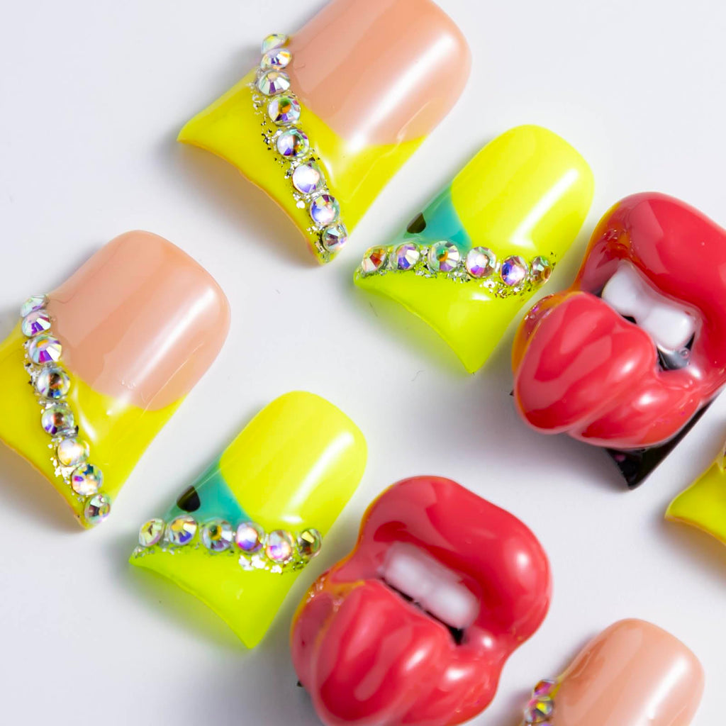 IntoVibes 10 Pcs Luxury Acrylic Press On Nails – Short Duck Shape, Reusable, Rhinestones, Yellow Star & 3D Lips (L)