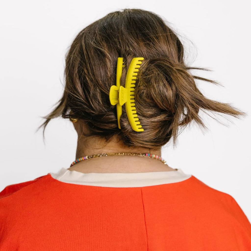KAXI Hold Everything Midi Hair Claw - 44-Teeth Strong Clip, Neon Yellow