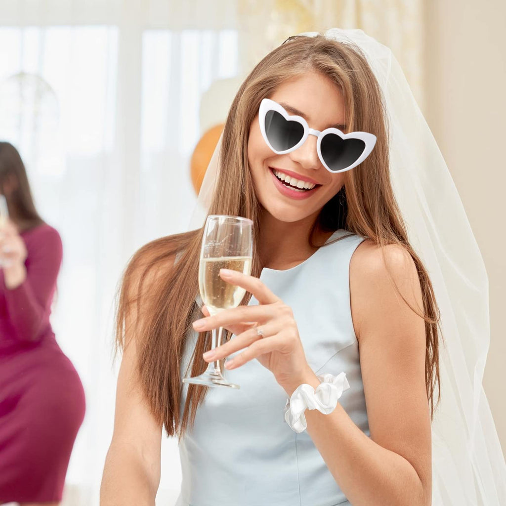 Loanzeg Bridesmaid Hair Claws & Scrunchies – 16-Piece Champagne Set