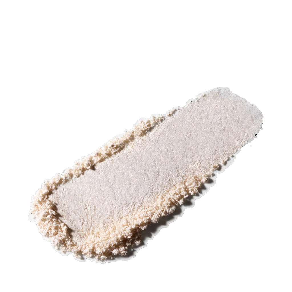 MAC Pigment Vanilla 4.5g Eyeshadow – Buildable Shimmer