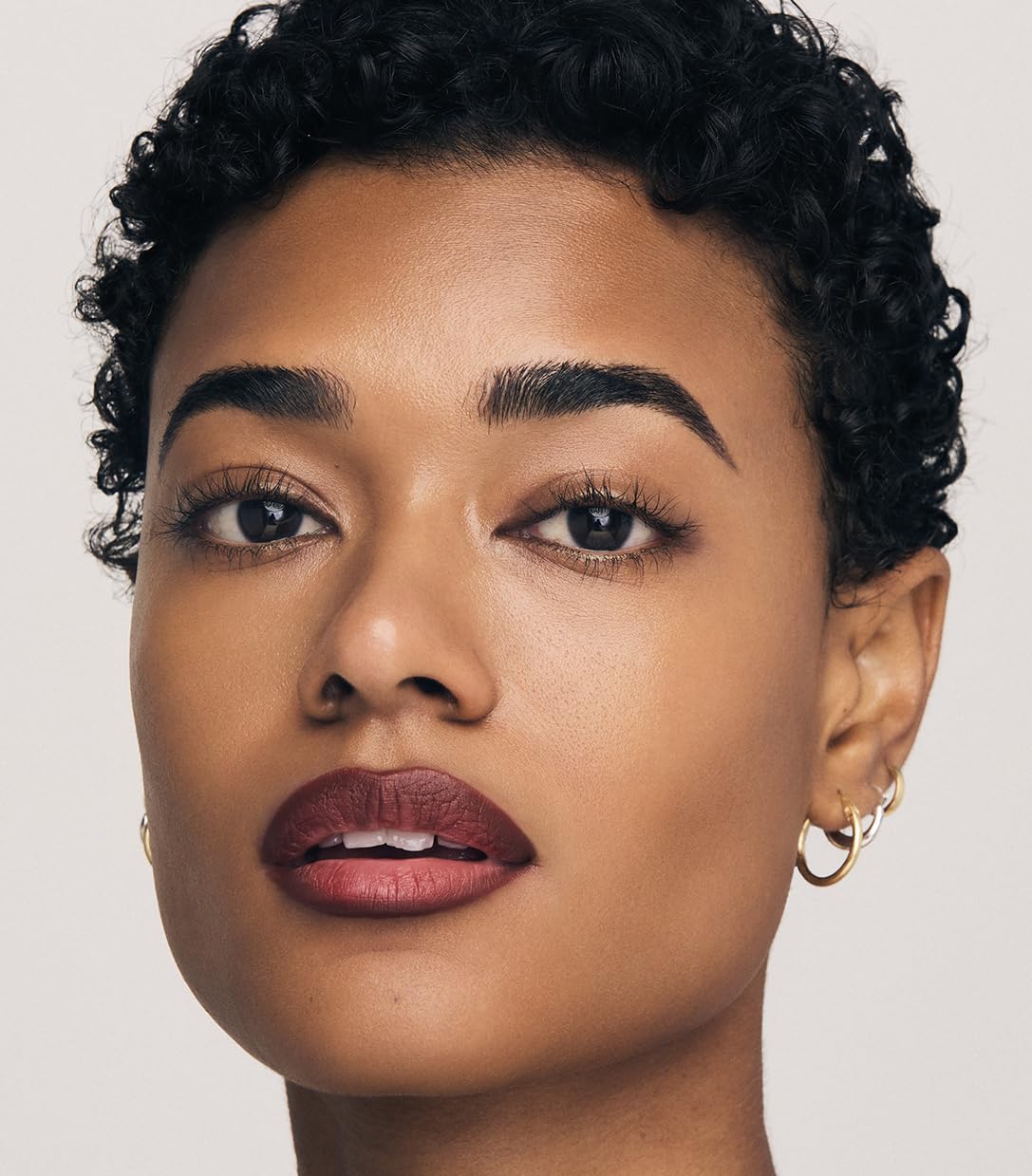 MAKE Beauty Continuum Lip Liner – Momentum Burgundy Brown with Built-In Sharpener & Brush