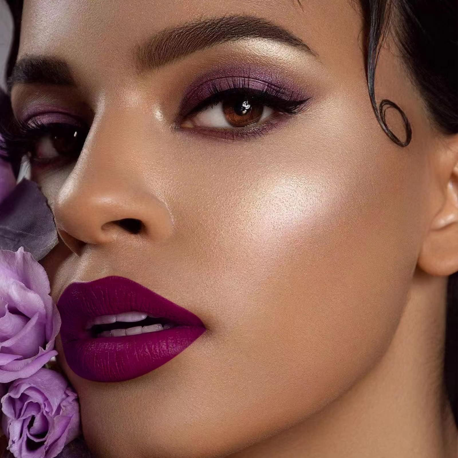 MAKI YIKA 3Pcs Matte Lipstick Set – Long-Lasting, Non-Transfer (Purple, Plum, Pink)
