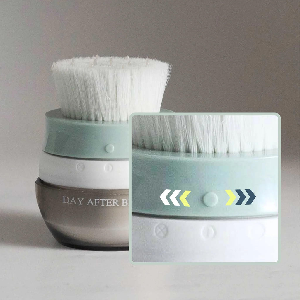m'chel Day After Brush Dry Shampoo - Patented Applicator, Fragrance-Free, Deodorizes & Removes Oil