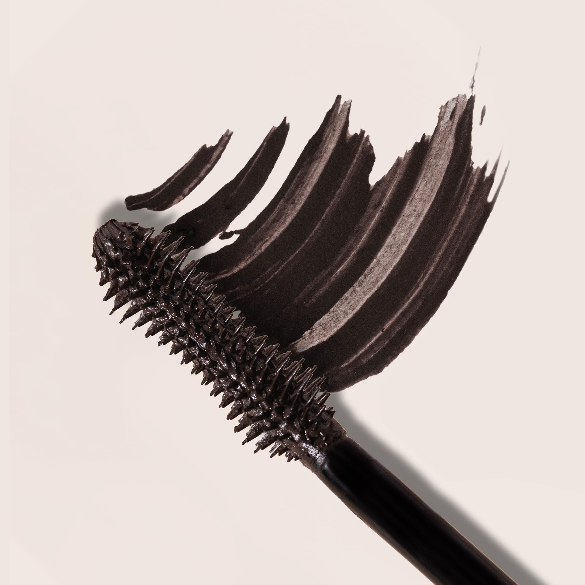 Milani Mascara Volume & Length – Anti-Gravity Brown Black with Castor Oil & Hourglass Wand