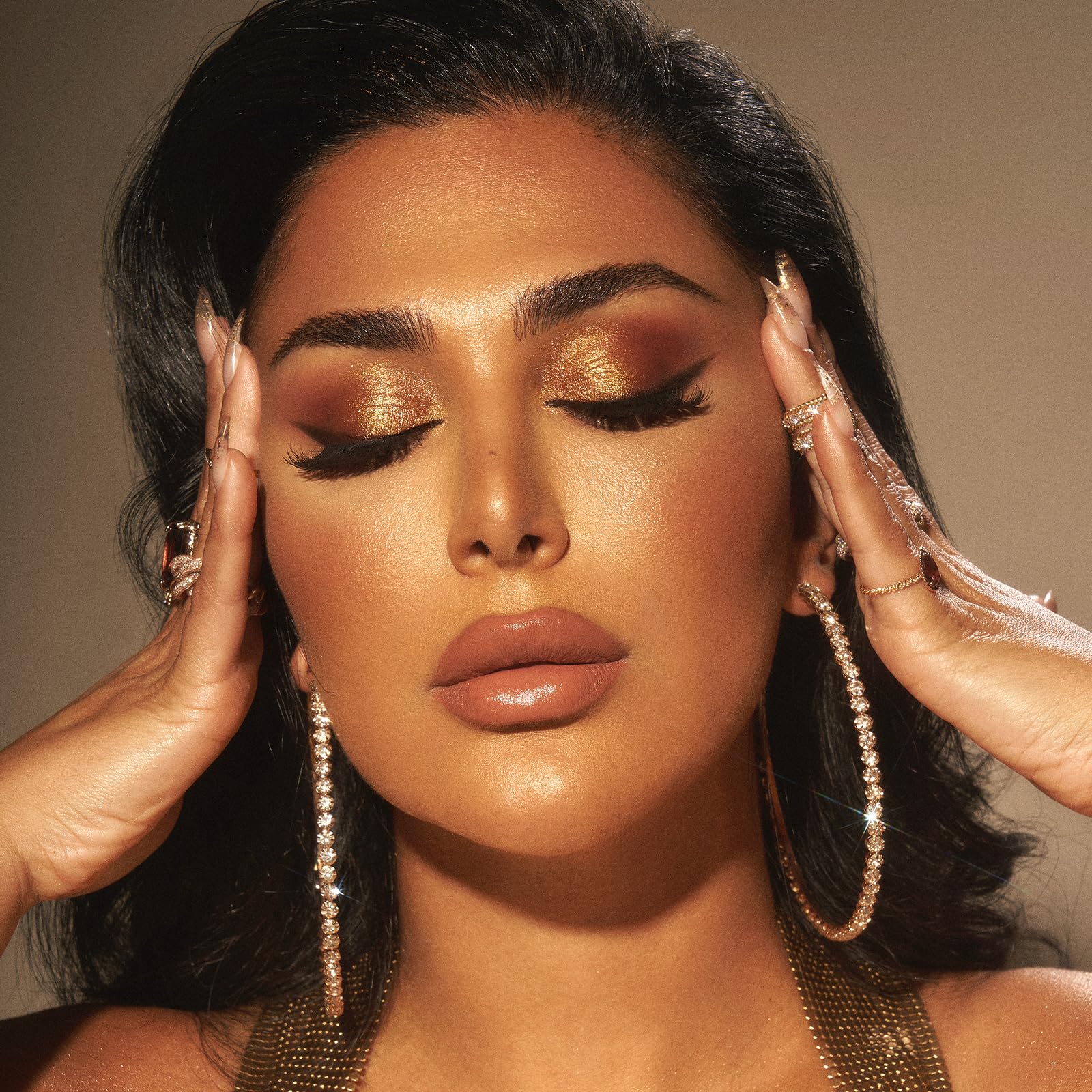 MYSTER ROSEY Neutral Eyeshadow Palette – Nude Matte Shades, Long-Lasting Wear, Vegan & Cruelty-Free