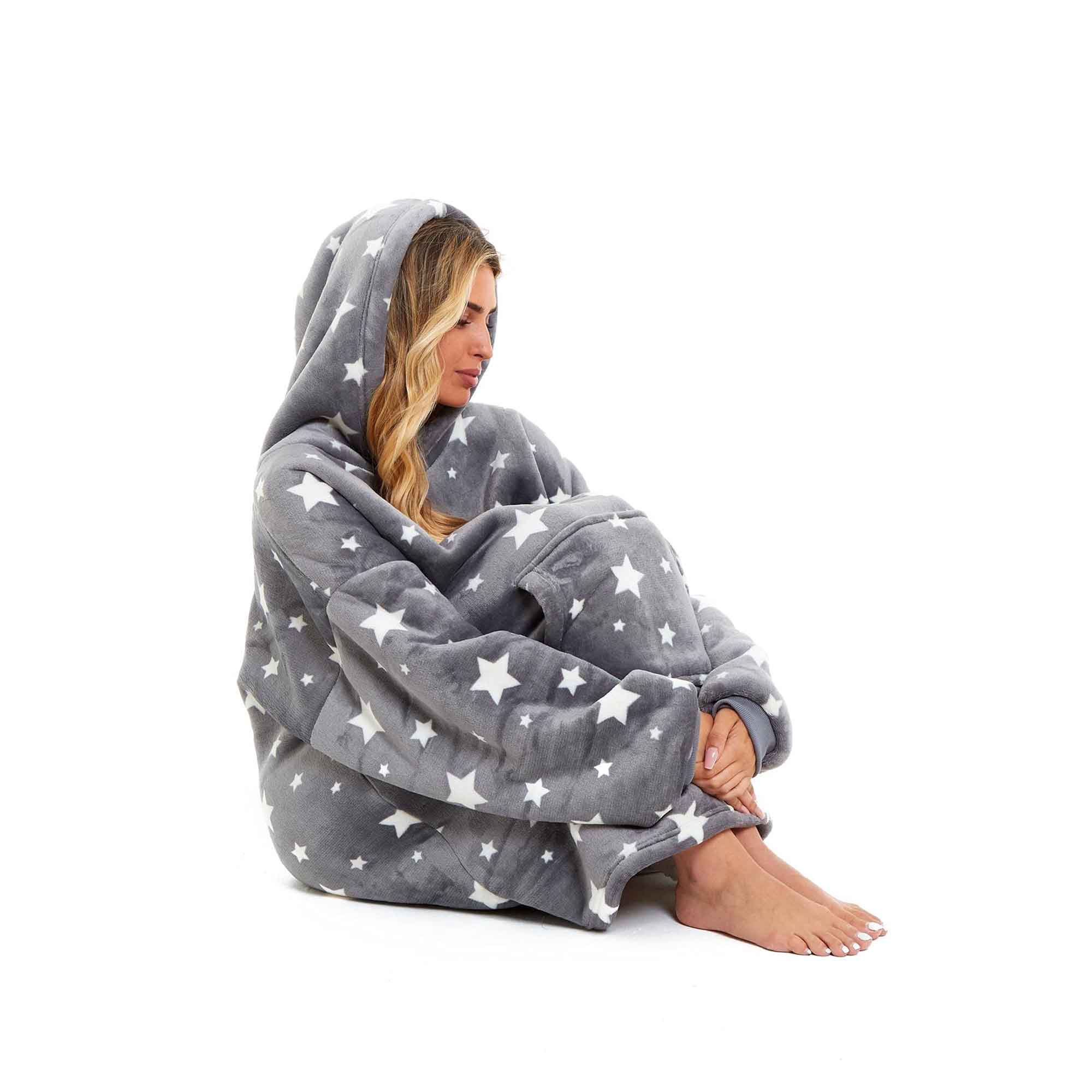 Daisy Dreamer Oversized Hooded Blanket Grey Stars Ultra Soft Sherpa Fur Lining Multipack Value Everyday Essential