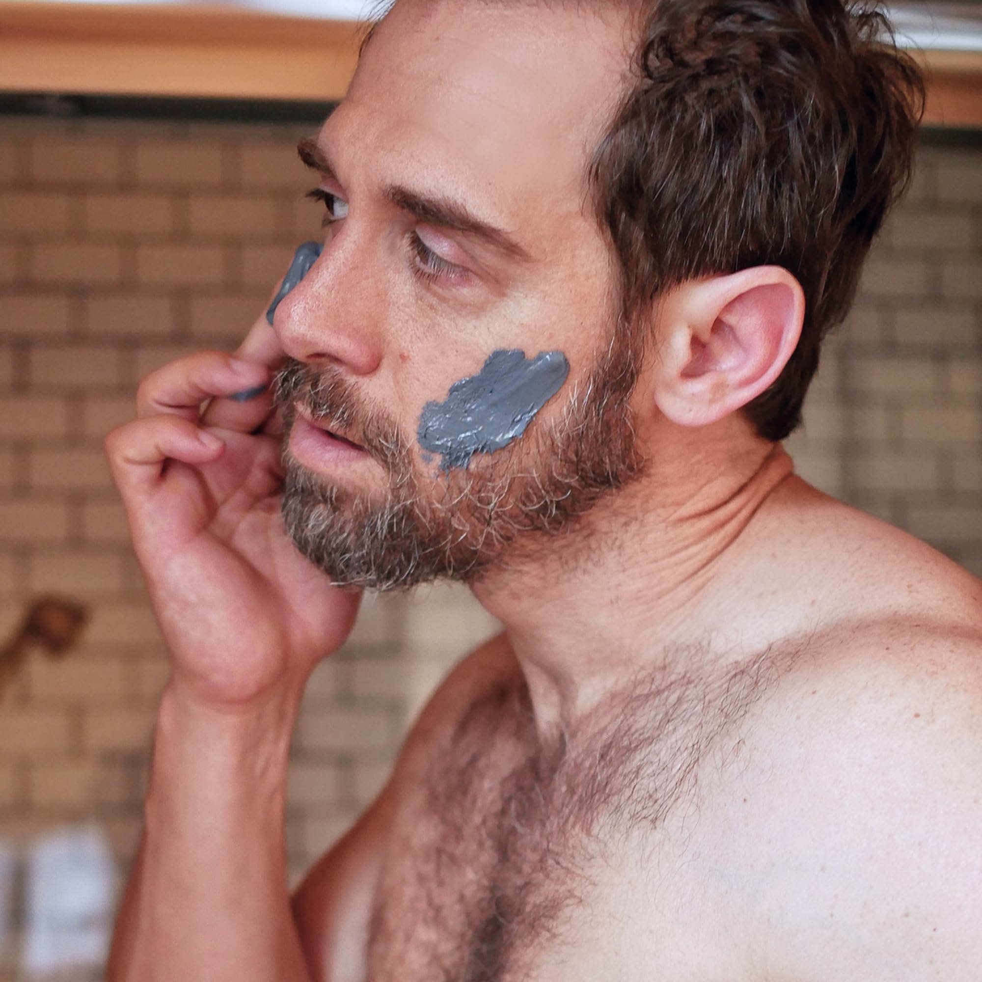 Particle Mineral Face Mask for Men – Hydrating Deep Cleansing Clay with Charcoal and Dead Sea Minerals