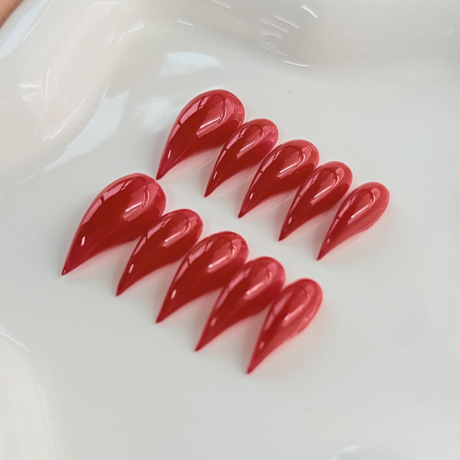 RIICFDD 10 Pcs Christmas Press on Nails – Red Curved Stiletto Eagle Claw False Nails