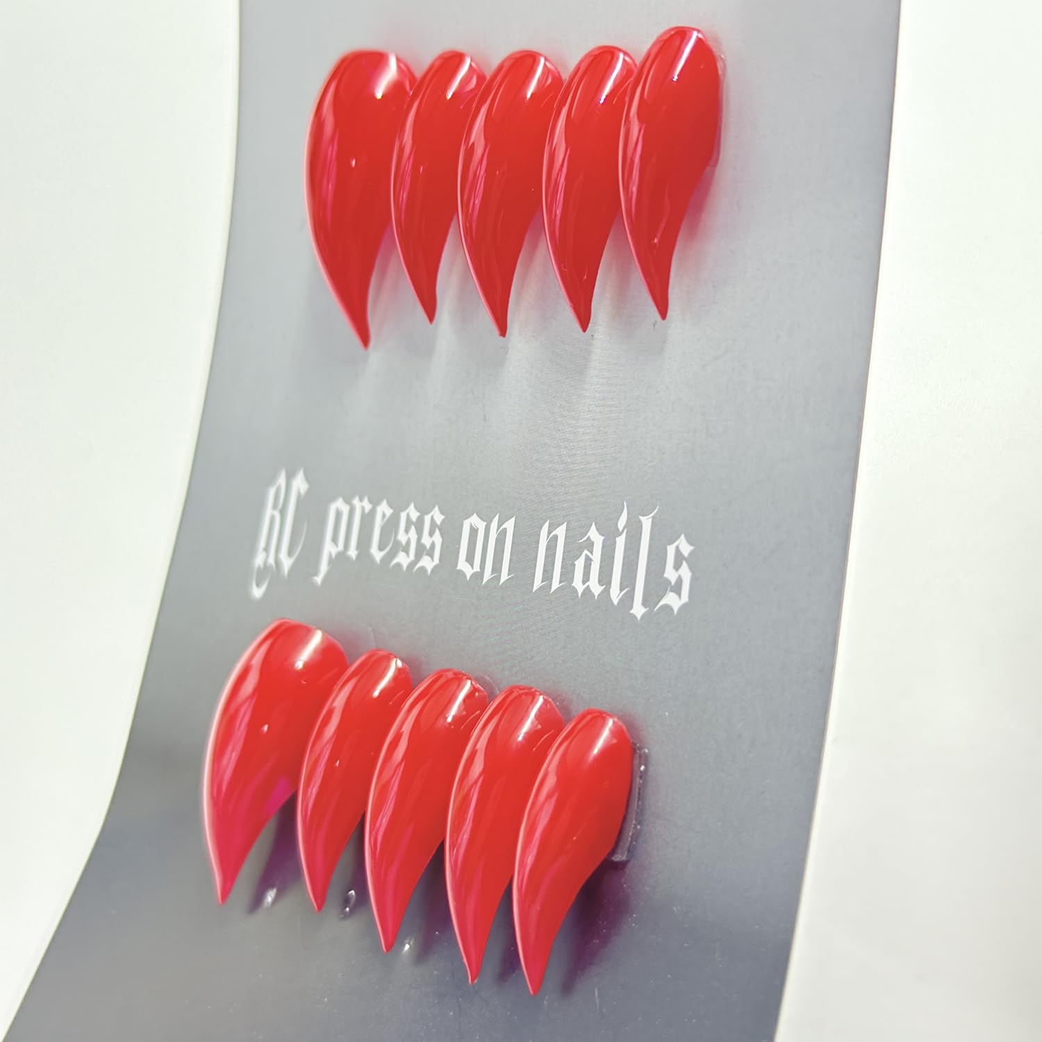 RIICFDD 10 Pcs Christmas Press on Nails – Red Curved Stiletto Eagle Claw False Nails