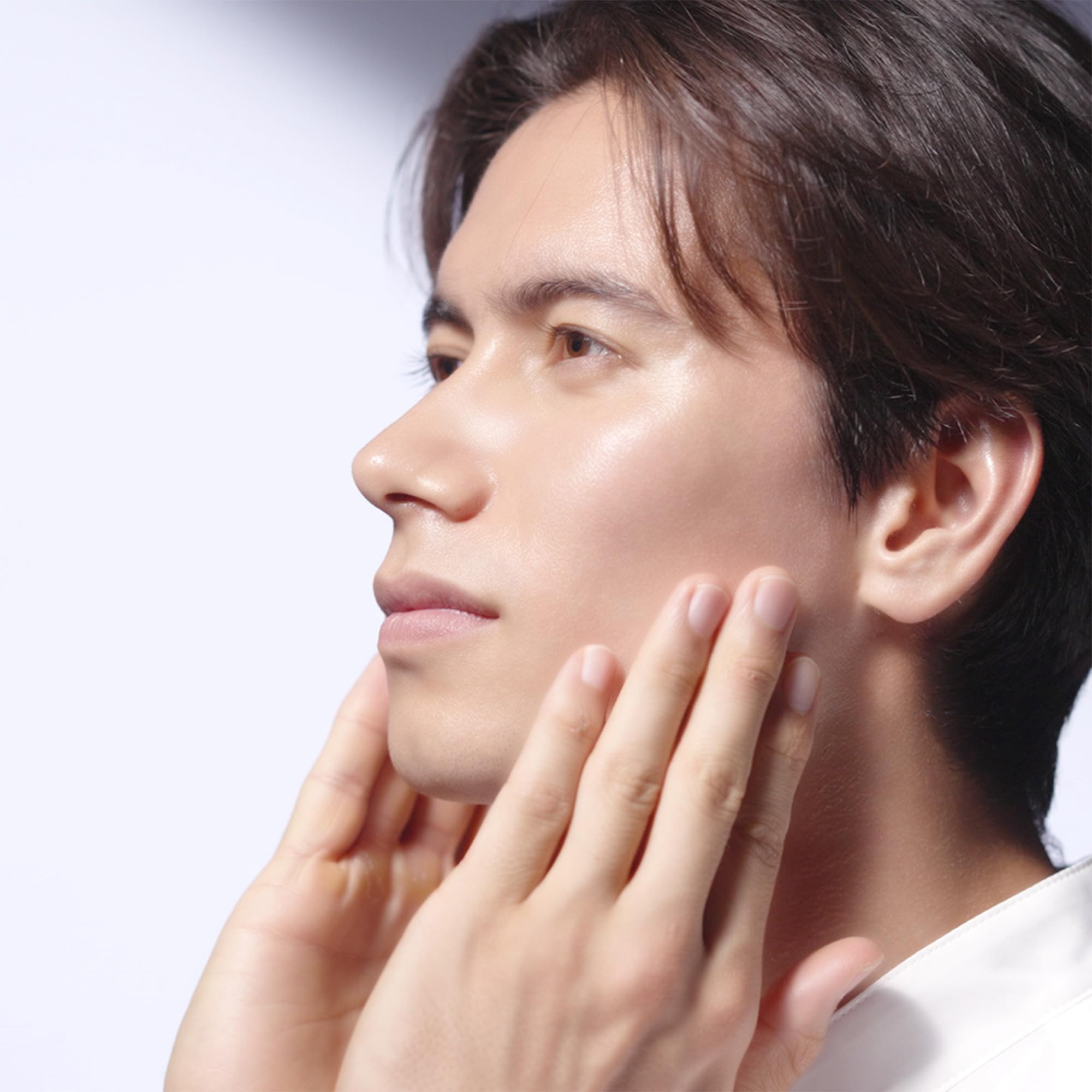 Shiseido Men Hydrating Lotion Clear – 5 oz, 12-Hour Hydration, Reduces Pores & Roughness