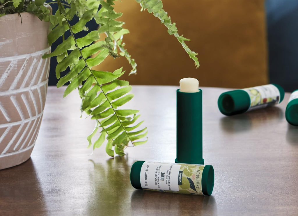 The Body Shop Olive Lip Care Stick – Nourishing 4.2g Lip Balm for Dry Lips