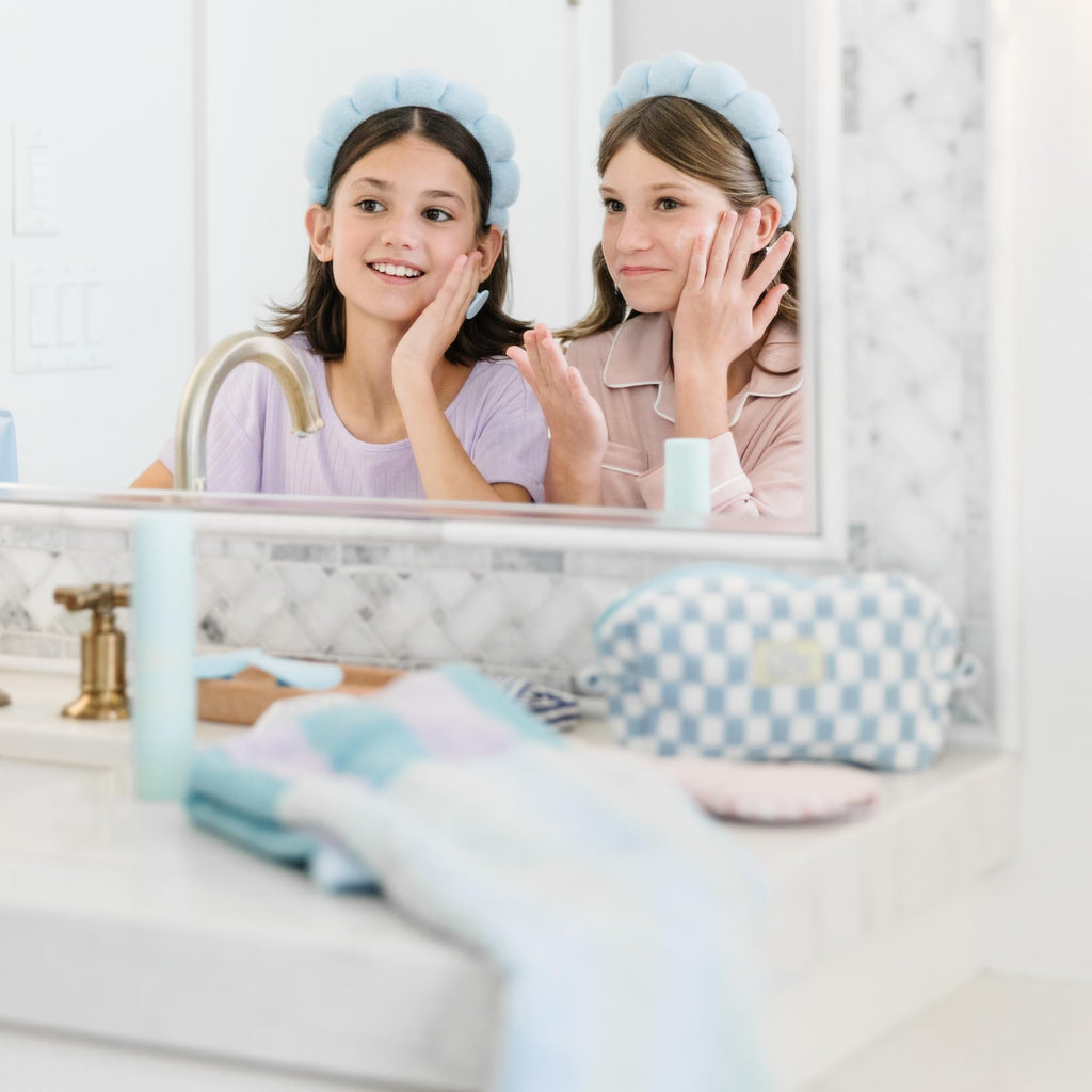 The Dew Generation Dew-O Kit for Kids – Gentle Cleanser + Hydrating Moisturizer with Travel Bag