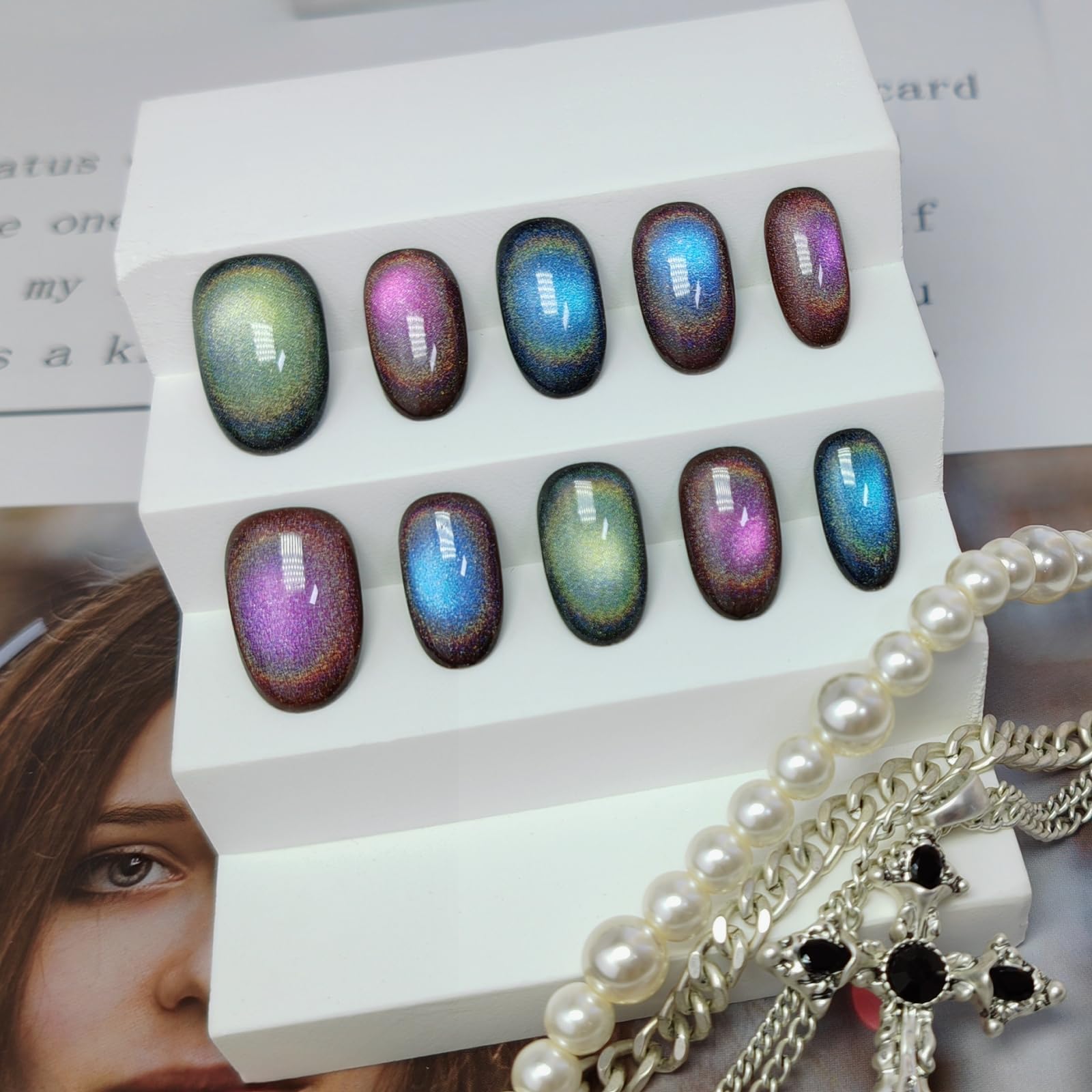 UNIYVOH Planet Small Oval Glitter Press-On Nails – Handmade Cat Eye & Aurora Designs
