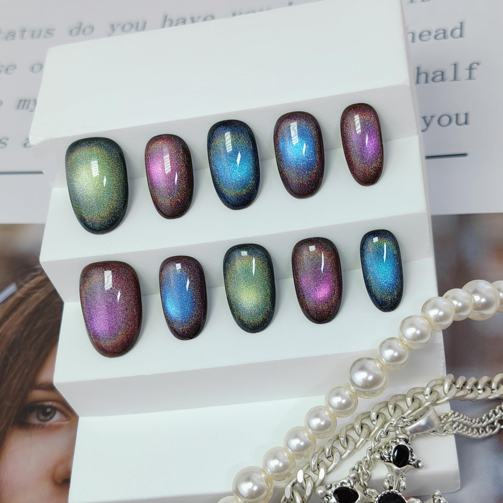 UNIYVOH Planet Small Oval Glitter Press-On Nails – Handmade Cat Eye & Aurora Designs