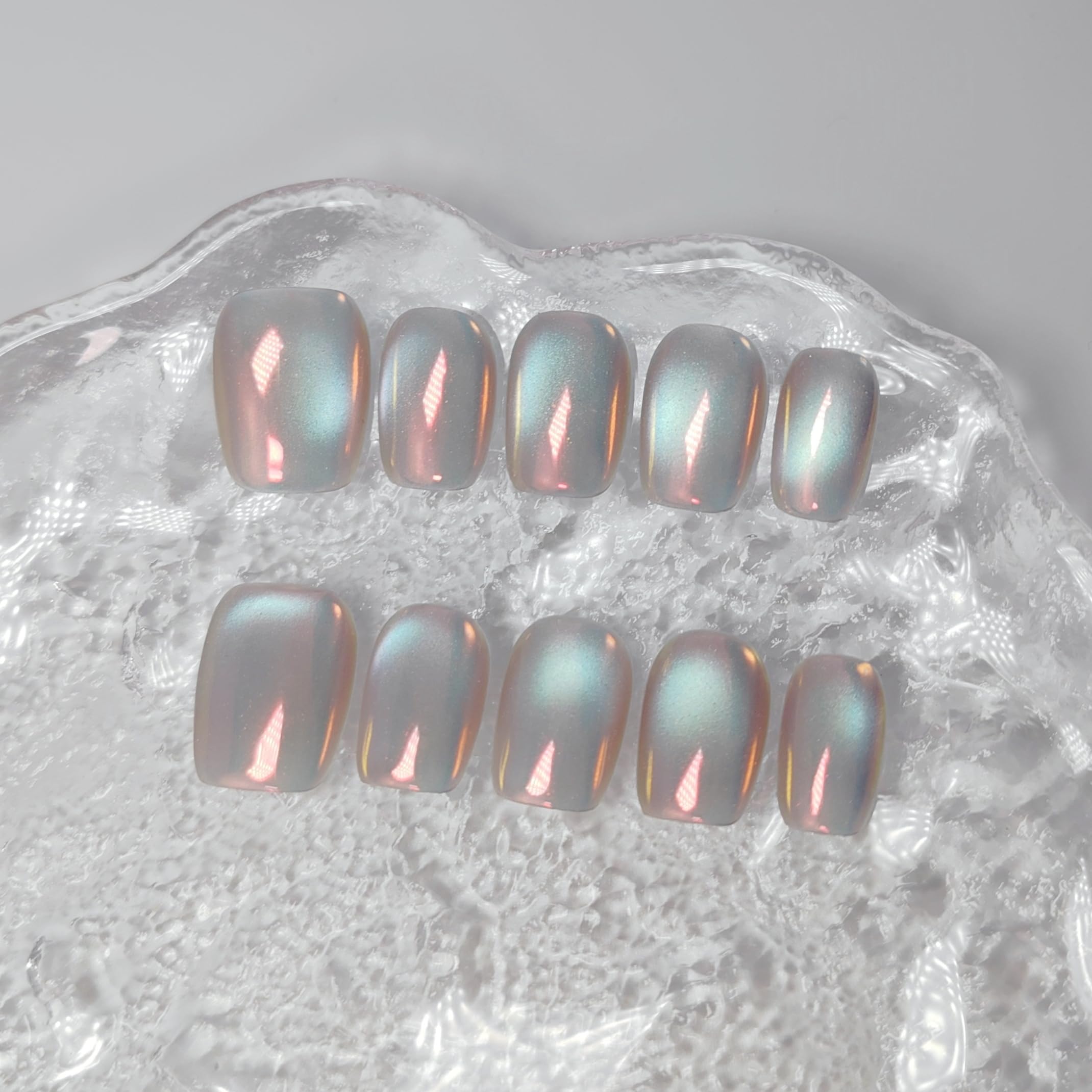 UNIYVOH Cat Eye Press-On Nails – Handmade Short Shapes with Aurora & Magnetic Shimmer (Aurora#Square Sunset River, Large)